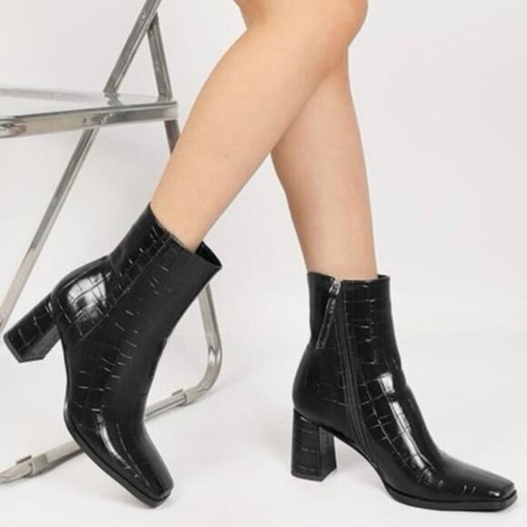 LISA VICKY Craze Brown Faux Crocodile Heeled Boots Size 11 New in Box MSRP $129 - Picture 7 of 9